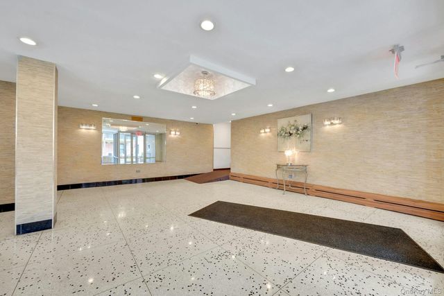 1110 Stadium Avenue 1H, Bronx, NY 10465