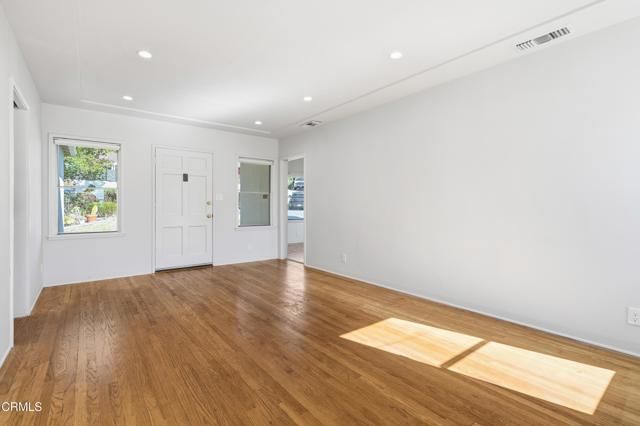 2938 Santa Carlotta Street, La Crescenta, CA 91214