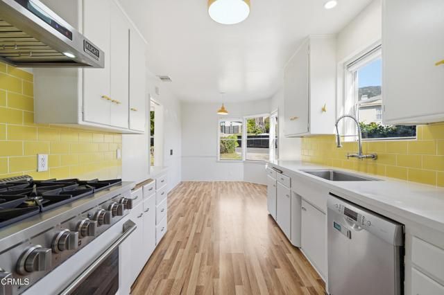 2938 Santa Carlotta Street, La Crescenta, CA 91214