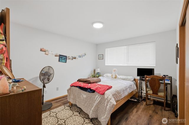 3637 Woodlawn Avenue N, Seattle, WA 98103