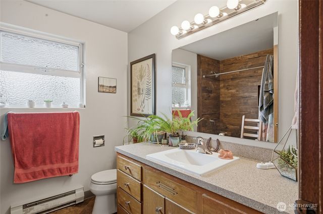 3637 Woodlawn Avenue N, Seattle, WA 98103