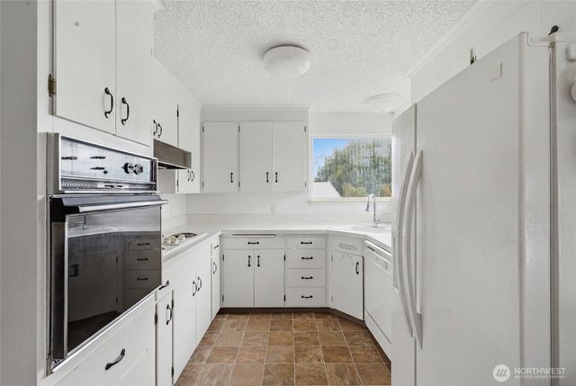 3637 Woodlawn Avenue N, Seattle, WA 98103