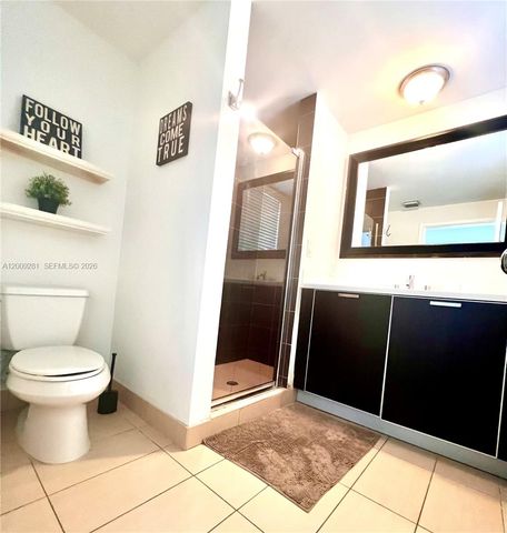 601 11th St 107, Miami Beach, FL 33139