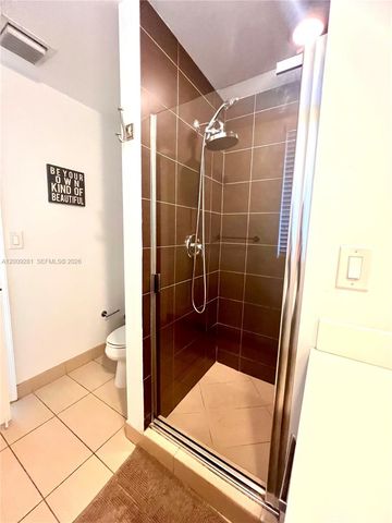 601 11th St 107, Miami Beach, FL 33139