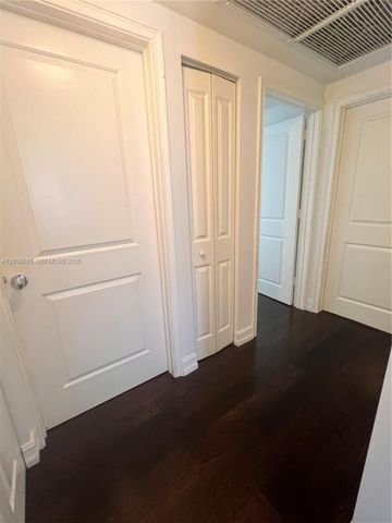 601 11th St 107, Miami Beach, FL 33139