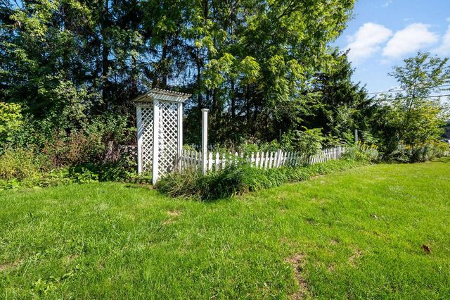 2785 Lilly ROAD, Brookfield, WI 53005