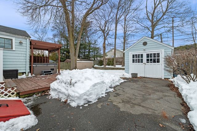 46 Stetson Avenue, Swampscott, MA 01907
