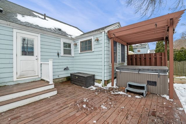 46 Stetson Avenue, Swampscott, MA 01907