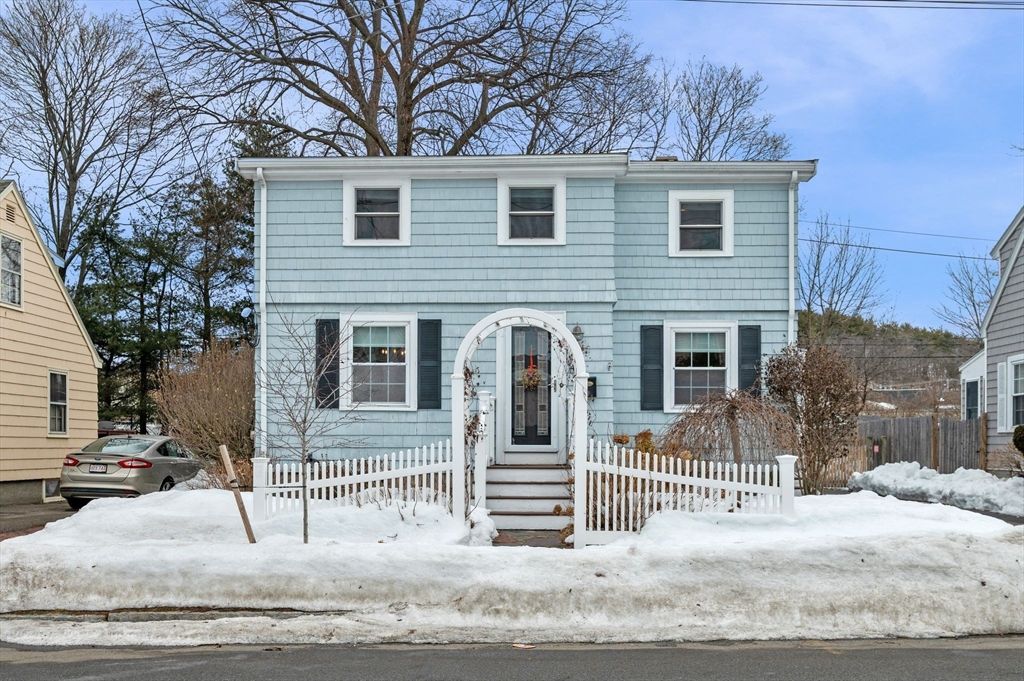 46 Stetson Avenue, Swampscott, MA 01907