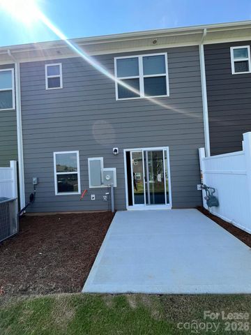 2690 Yeager Drive NW, Concord, NC 28027