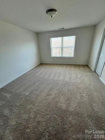2690 Yeager Drive NW, Concord, NC 28027