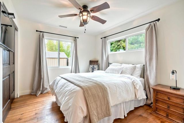 1007 Eolus Avenue, Encinitas, CA 92024