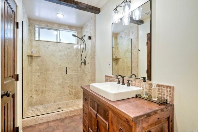 1007 Eolus Avenue, Encinitas, CA 92024