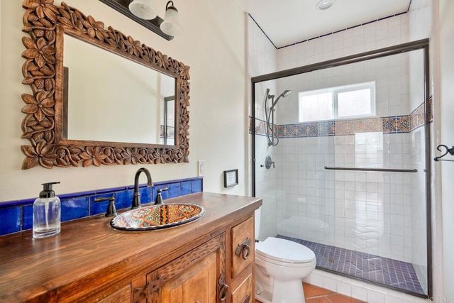 1007 Eolus Avenue, Encinitas, CA 92024