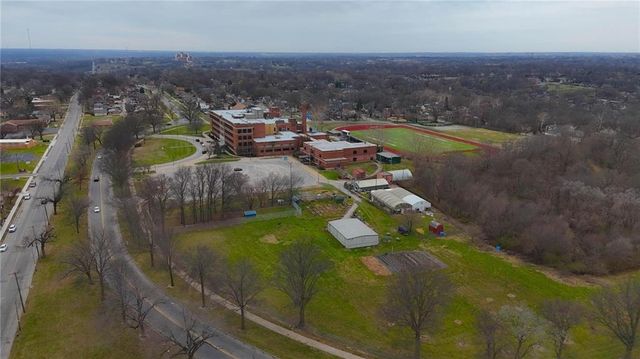 1653 Hardesty Avenue, Kansas City, MO 64127