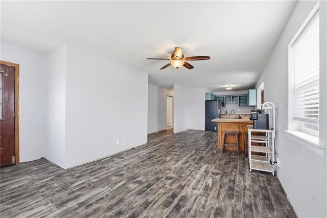 1653 Hardesty Avenue, Kansas City, MO 64127