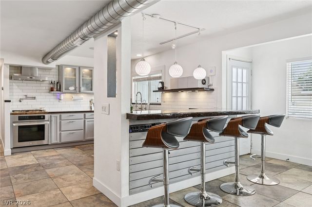 3709 Sunrise Avenue, Las Vegas, NV 89110