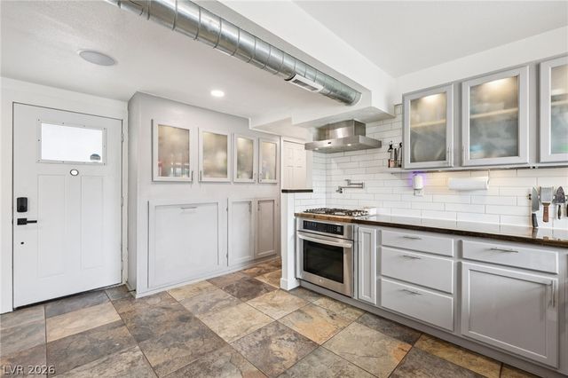 3709 Sunrise Avenue, Las Vegas, NV 89110