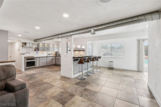 3709 Sunrise Avenue, Las Vegas, NV 89110