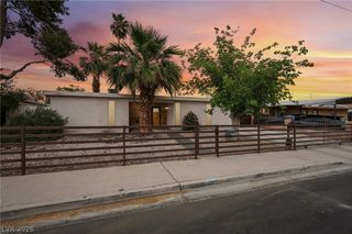 3709 Sunrise Avenue, Las Vegas, NV 89110