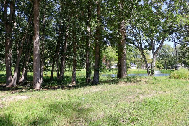 735 Druim Trail, Crown Point, IN 46307