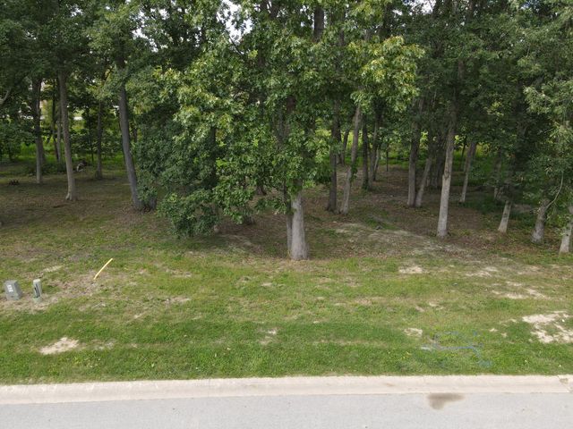 735 Druim Trail, Crown Point, IN 46307