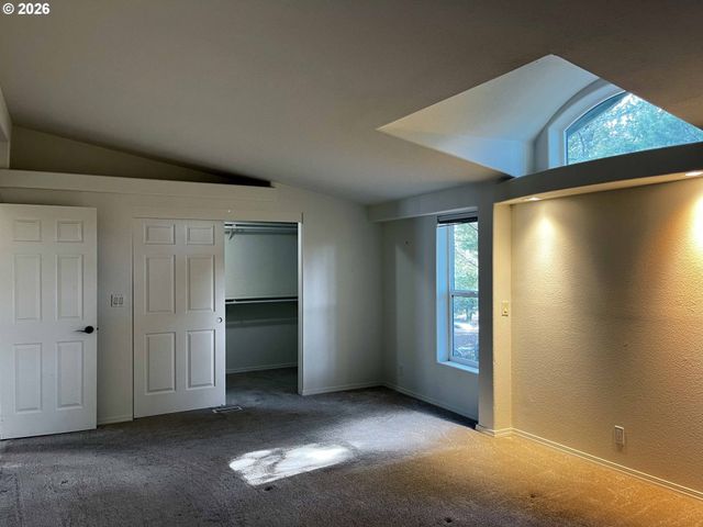 614 38TH Pl, Florence, OR 97439