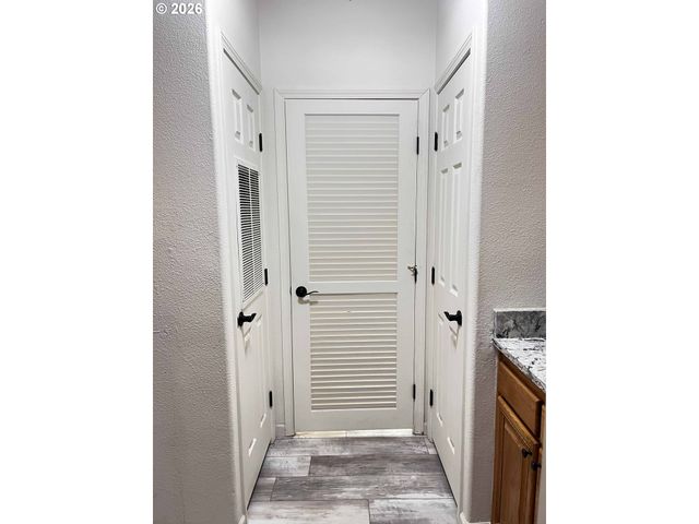 614 38TH Pl, Florence, OR 97439