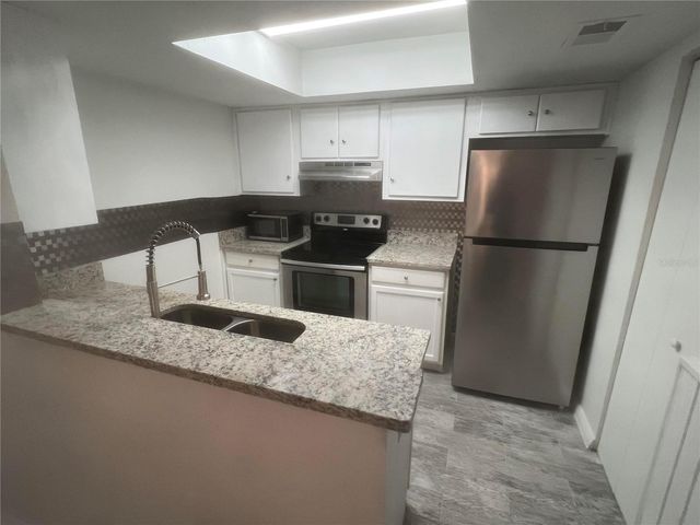 4303 SW 70TH TERRACE, Gainesville, FL 32608