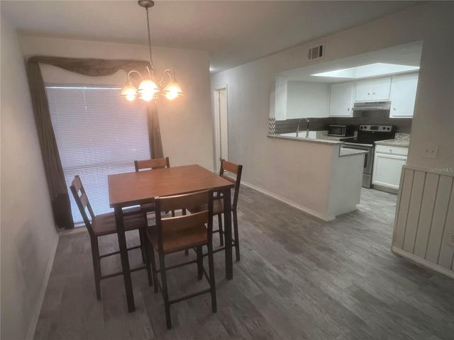 4303 SW 70TH TERRACE, Gainesville, FL 32608