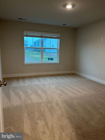 140 WAPPINGER TER, Winchester, VA 22602