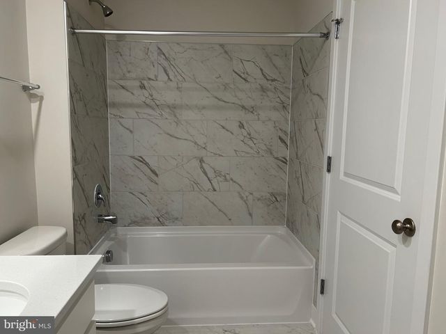 140 WAPPINGER TER, Winchester, VA 22602