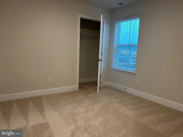 140 WAPPINGER TER, Winchester, VA 22602