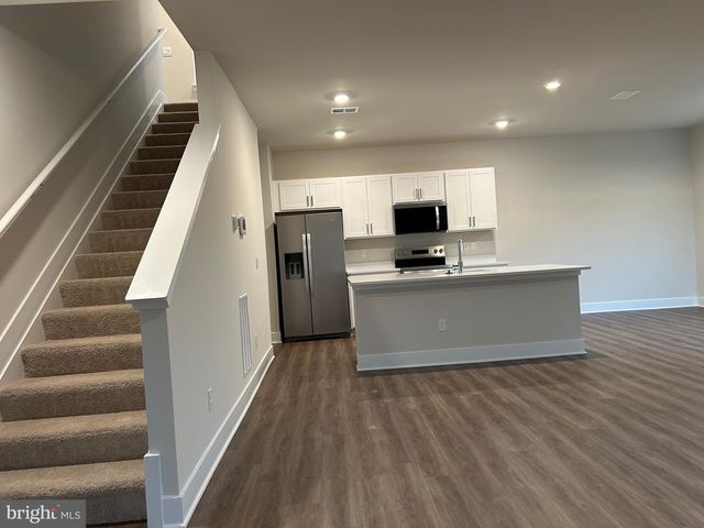 140 WAPPINGER TER, Winchester, VA 22602