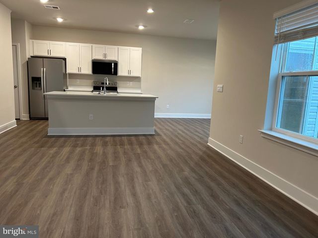 140 WAPPINGER TER, Winchester, VA 22602