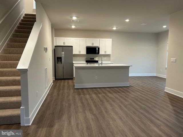 140 WAPPINGER TER, Winchester, VA 22602