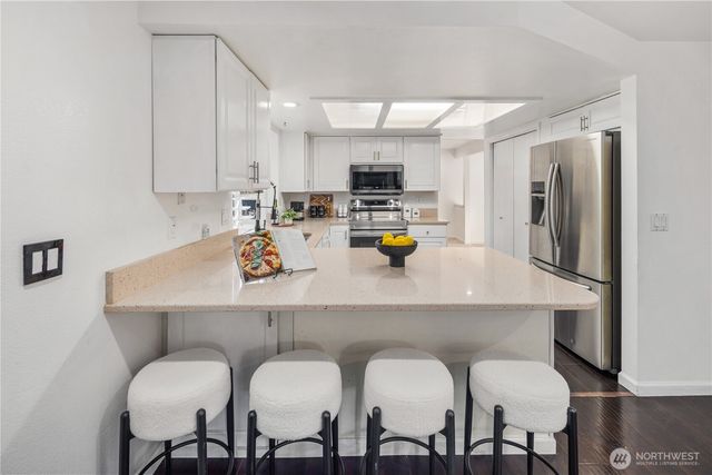 11114 SE 218th Place, Kent, WA 98031