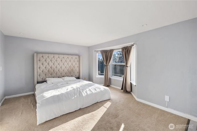 11114 SE 218th Place, Kent, WA 98031