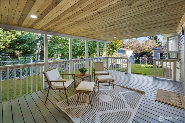 11114 SE 218th Place, Kent, WA 98031