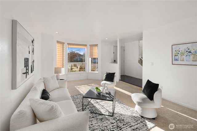 11114 SE 218th Place, Kent, WA 98031