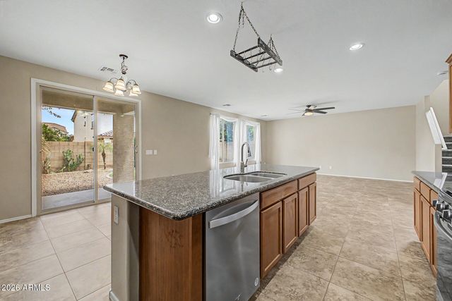 21242 E PECAN Lane, Queen Creek, AZ 85142