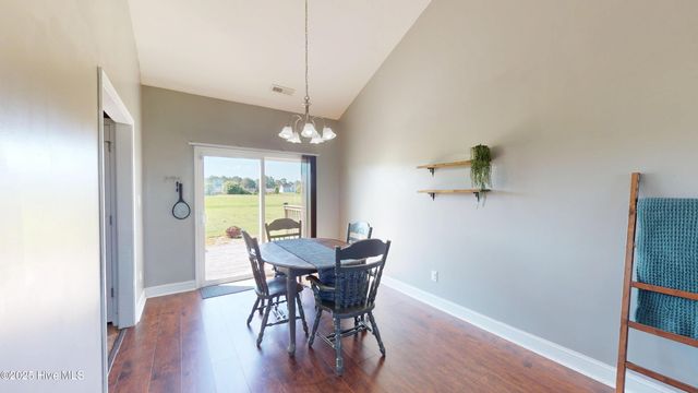 116 Cherry Grove Drive, Richlands, NC 28574