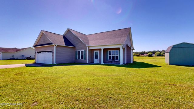 116 Cherry Grove Drive, Richlands, NC 28574