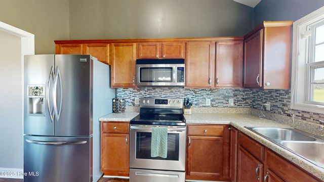 116 Cherry Grove Drive, Richlands, NC 28574