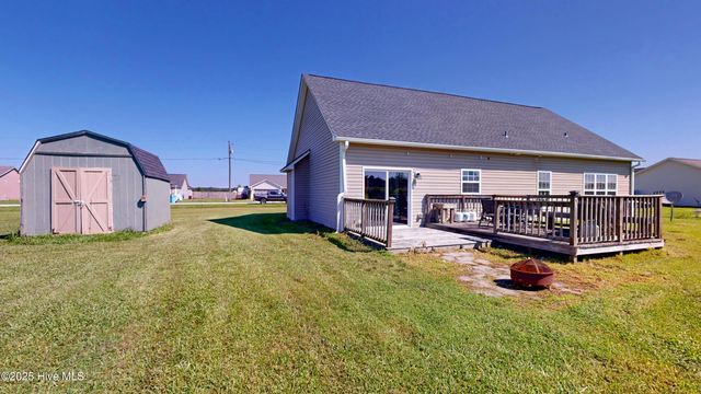 116 Cherry Grove Drive, Richlands, NC 28574