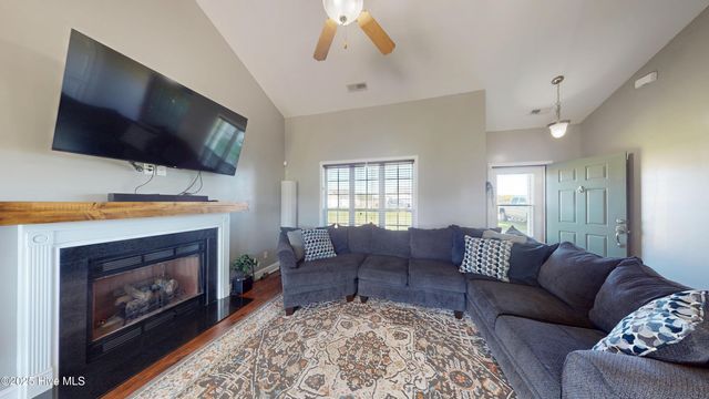 116 Cherry Grove Drive, Richlands, NC 28574