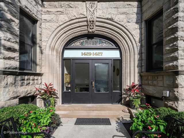 1429 N Dearborn Street 2N, Chicago, IL 60610