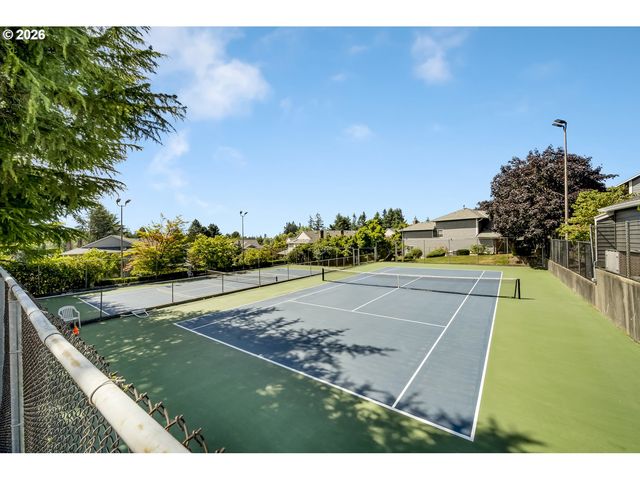 2036 TITAN Ter, West Linn, OR 97068