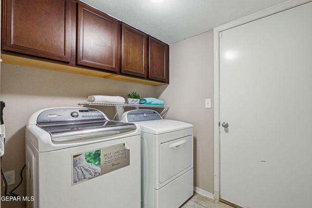 12577 BROAD AUTUMN Court, El Paso, TX 79928