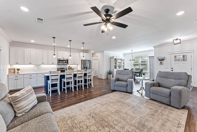 20 Kirkconnel Lane, Bella Vista, AR 72715